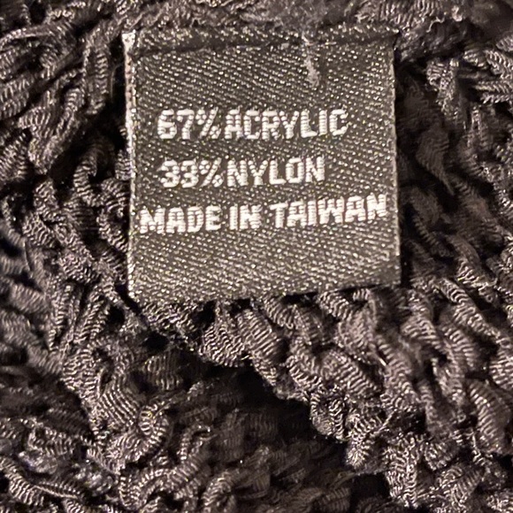 Prague Hooded Sweater Size S - Picture 11 of 13